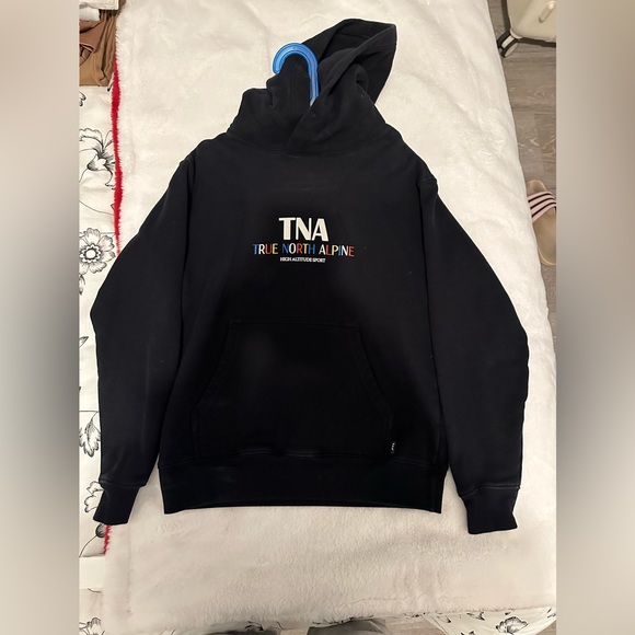TNA Aritzia Hoodie in black | size XS - Picture 1 of 4